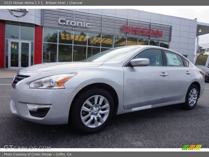 Brilliant Silver / Charcoal 2015 Nissan Altima 2.5 S