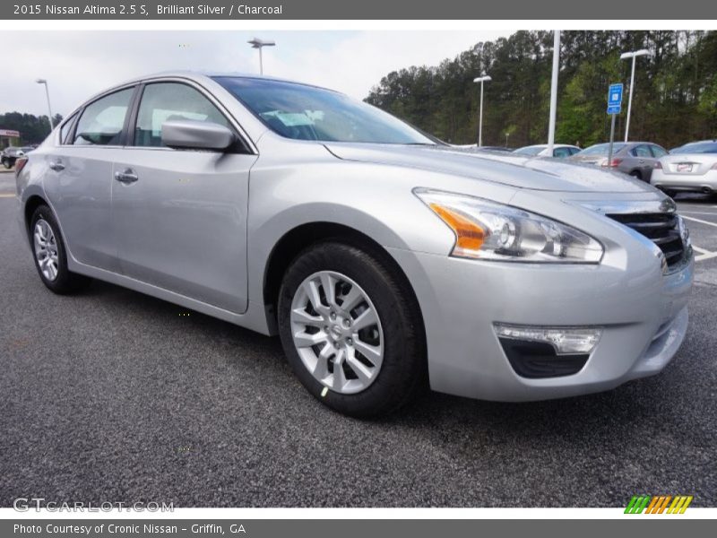 Brilliant Silver / Charcoal 2015 Nissan Altima 2.5 S