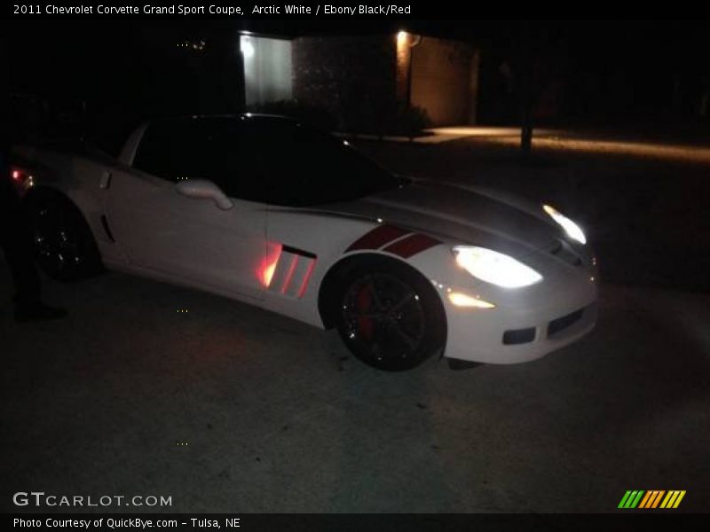 Arctic White / Ebony Black/Red 2011 Chevrolet Corvette Grand Sport Coupe