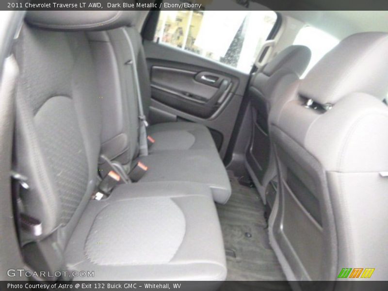 Dark Blue Metallic / Ebony/Ebony 2011 Chevrolet Traverse LT AWD