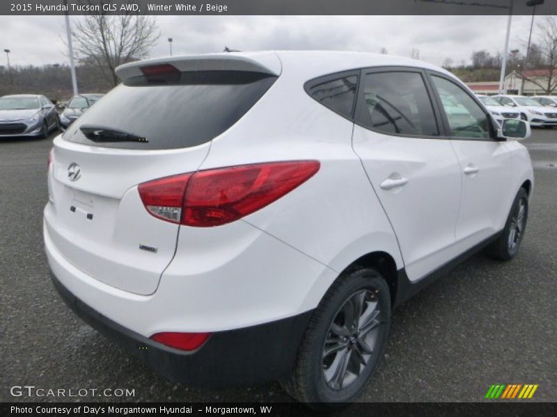 Winter White / Beige 2015 Hyundai Tucson GLS AWD
