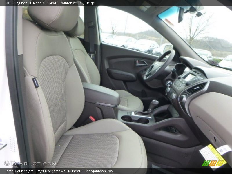 Winter White / Beige 2015 Hyundai Tucson GLS AWD