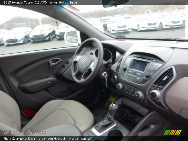 Winter White / Beige 2015 Hyundai Tucson GLS AWD