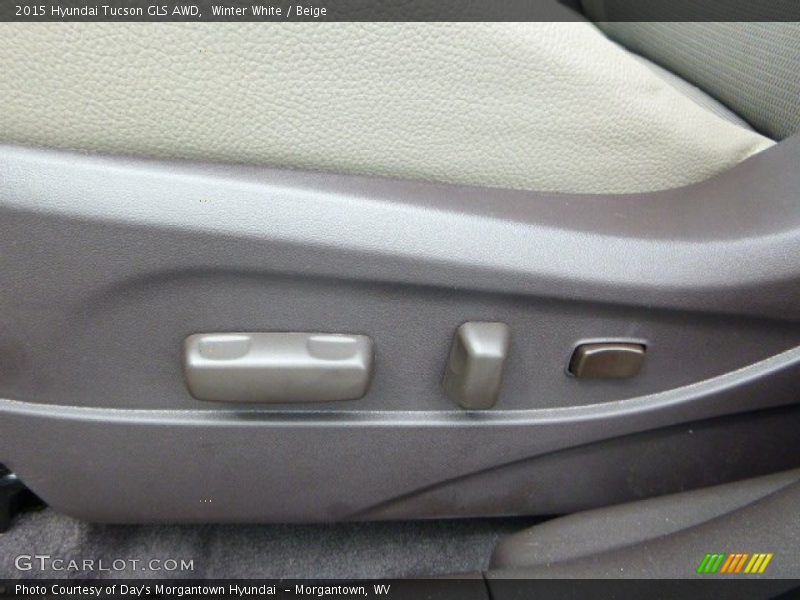 Winter White / Beige 2015 Hyundai Tucson GLS AWD