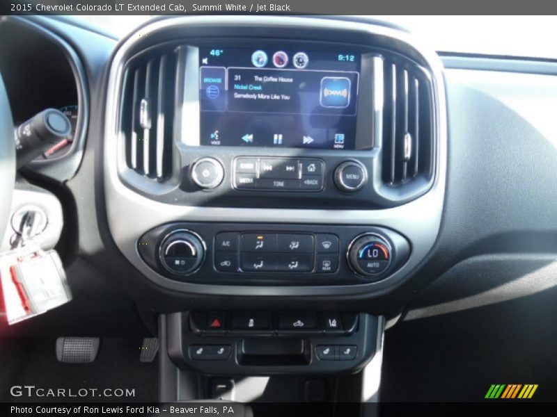 Summit White / Jet Black 2015 Chevrolet Colorado LT Extended Cab