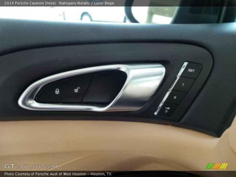 Mahogany Metallic / Luxor Beige 2014 Porsche Cayenne Diesel