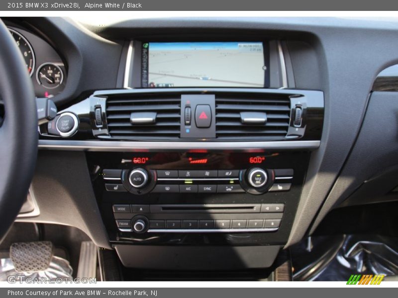 Alpine White / Black 2015 BMW X3 xDrive28i