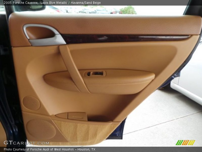 Lapis Blue Metallic / Havanna/Sand Beige 2005 Porsche Cayenne