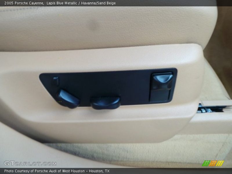 Lapis Blue Metallic / Havanna/Sand Beige 2005 Porsche Cayenne