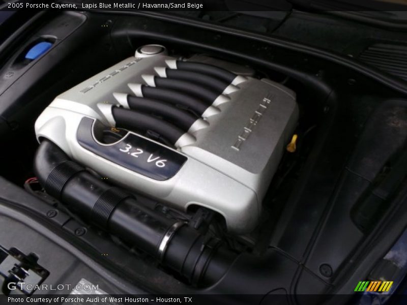 Lapis Blue Metallic / Havanna/Sand Beige 2005 Porsche Cayenne