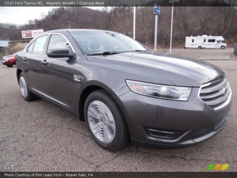 Magnetic Metallic / Charcoal Black 2015 Ford Taurus SEL