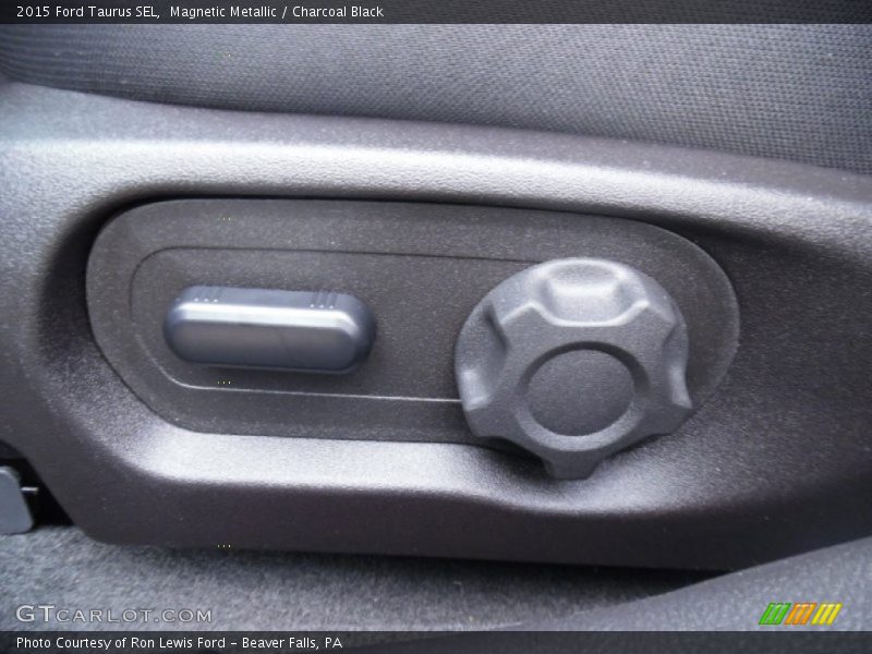 Magnetic Metallic / Charcoal Black 2015 Ford Taurus SEL