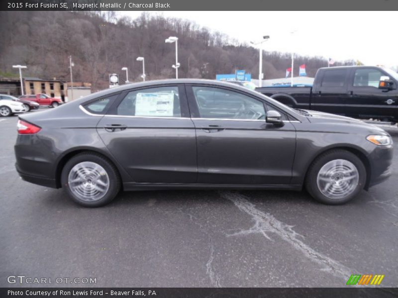 Magnetic Metallic / Charcoal Black 2015 Ford Fusion SE
