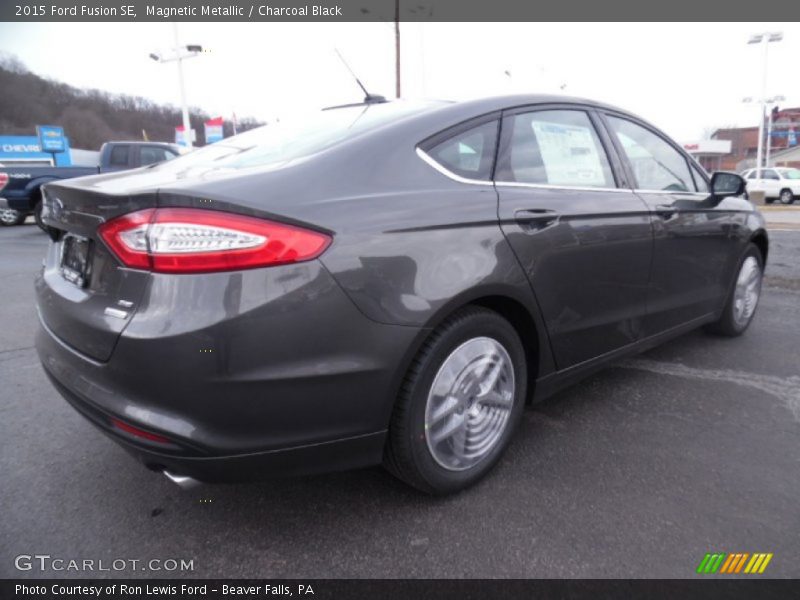 Magnetic Metallic / Charcoal Black 2015 Ford Fusion SE