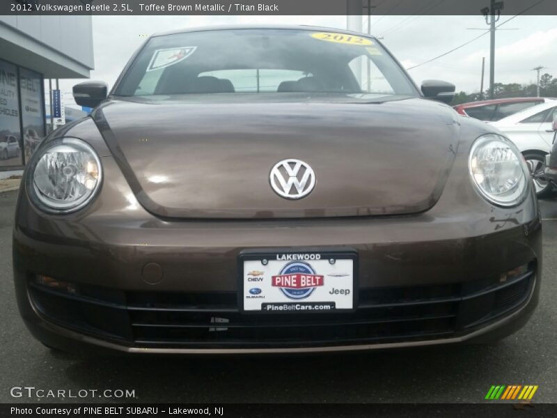 Toffee Brown Metallic / Titan Black 2012 Volkswagen Beetle 2.5L