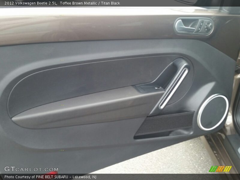 Toffee Brown Metallic / Titan Black 2012 Volkswagen Beetle 2.5L