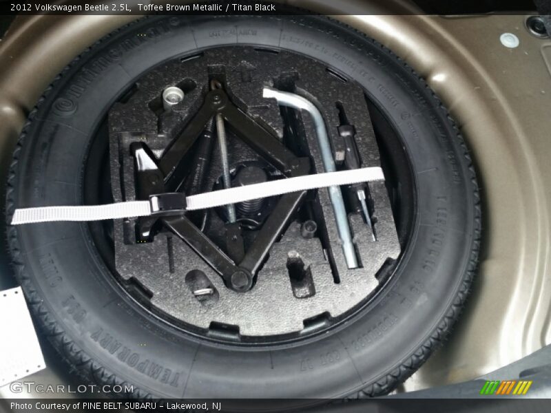 Toffee Brown Metallic / Titan Black 2012 Volkswagen Beetle 2.5L