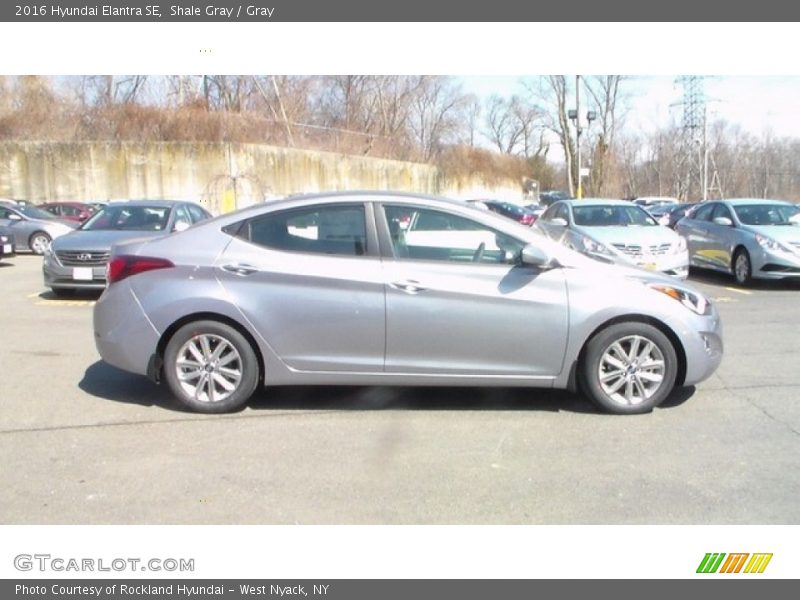 Shale Gray / Gray 2016 Hyundai Elantra SE