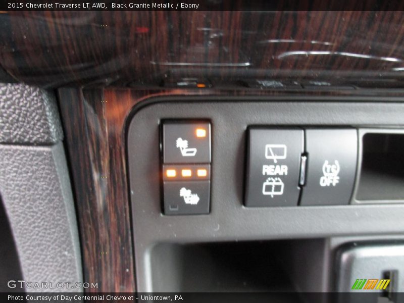 Black Granite Metallic / Ebony 2015 Chevrolet Traverse LT AWD