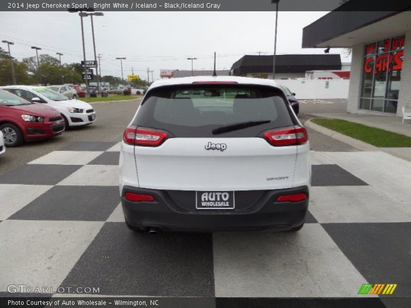 Bright White / Iceland - Black/Iceland Gray 2014 Jeep Cherokee Sport