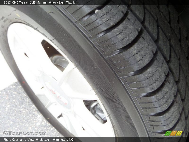 Summit White / Light Titanium 2013 GMC Terrain SLE