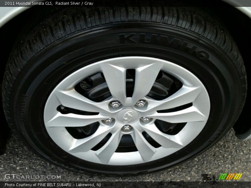 Radiant Silver / Gray 2011 Hyundai Sonata GLS