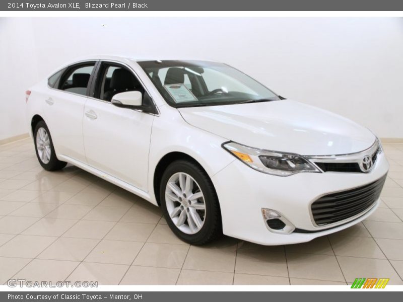 Blizzard Pearl / Black 2014 Toyota Avalon XLE