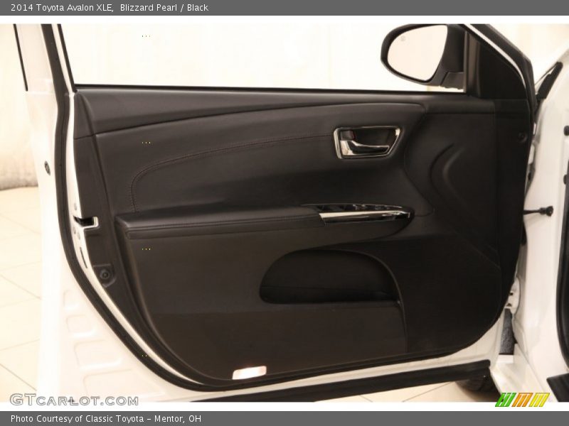 Blizzard Pearl / Black 2014 Toyota Avalon XLE