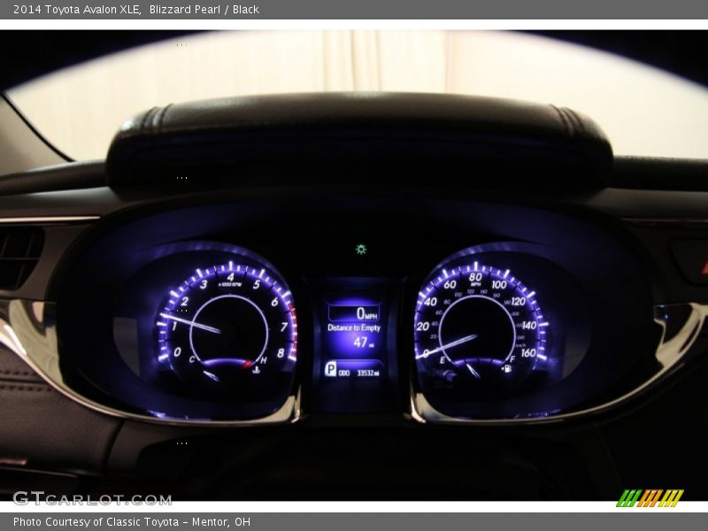 Blizzard Pearl / Black 2014 Toyota Avalon XLE