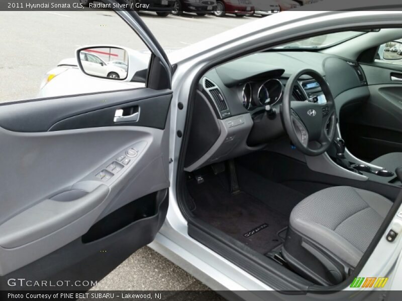 Radiant Silver / Gray 2011 Hyundai Sonata GLS