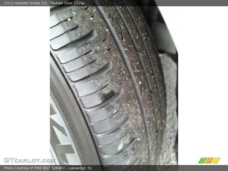 Radiant Silver / Gray 2011 Hyundai Sonata GLS