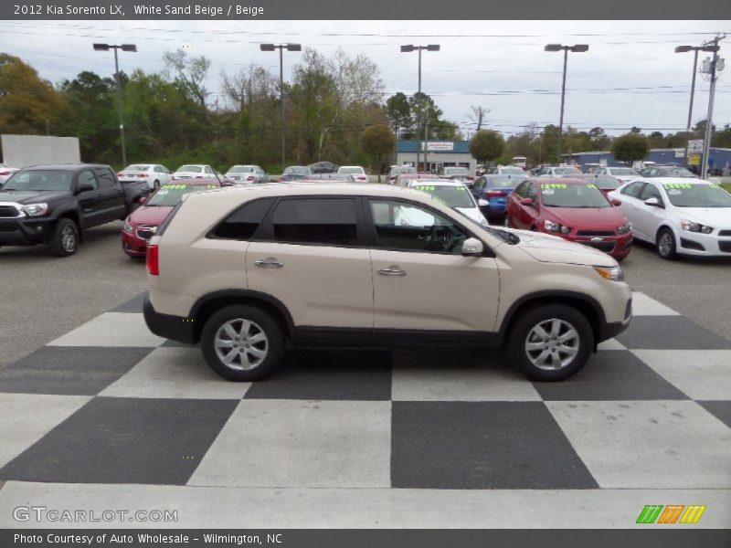 White Sand Beige / Beige 2012 Kia Sorento LX