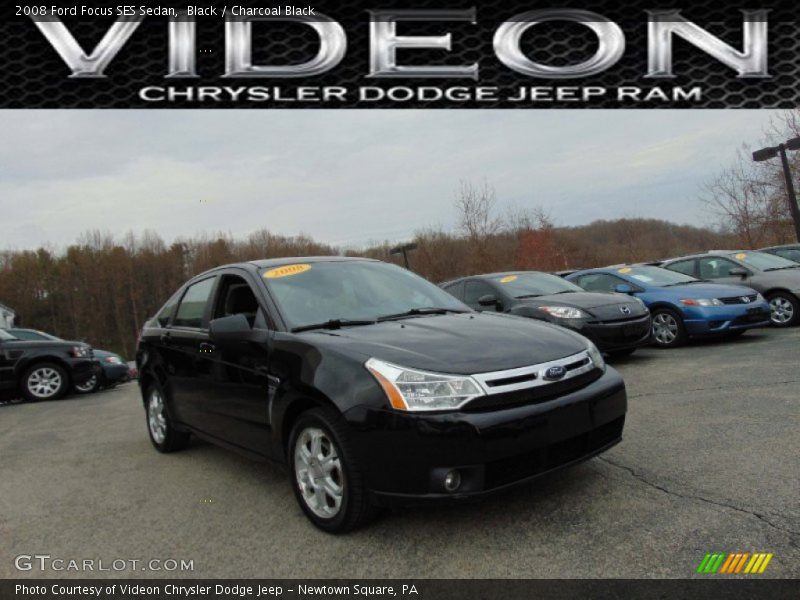 Black / Charcoal Black 2008 Ford Focus SES Sedan