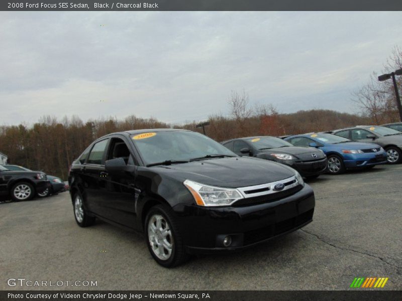 Black / Charcoal Black 2008 Ford Focus SES Sedan