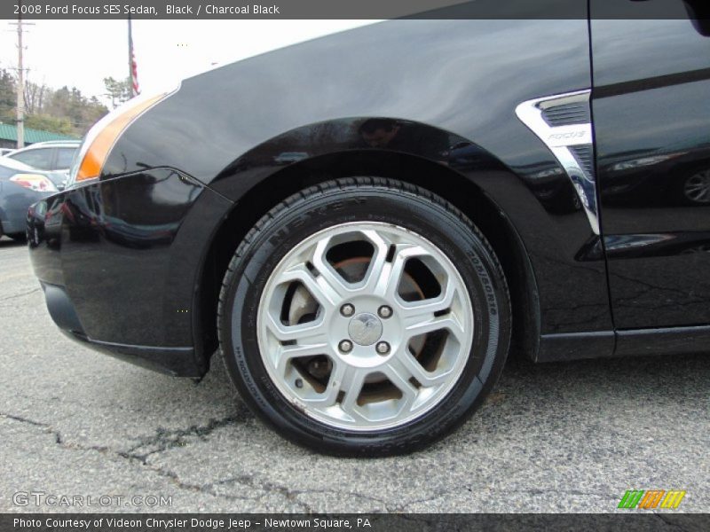 Black / Charcoal Black 2008 Ford Focus SES Sedan