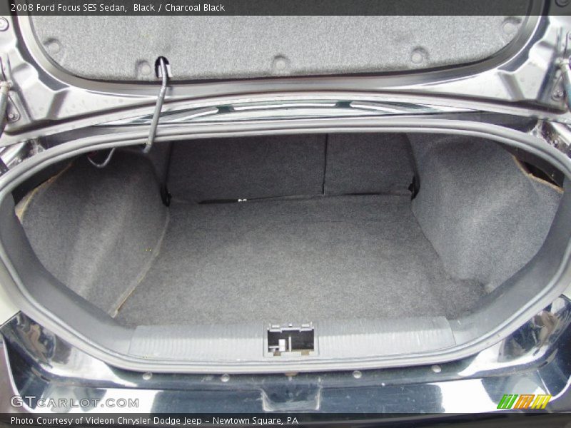 Black / Charcoal Black 2008 Ford Focus SES Sedan