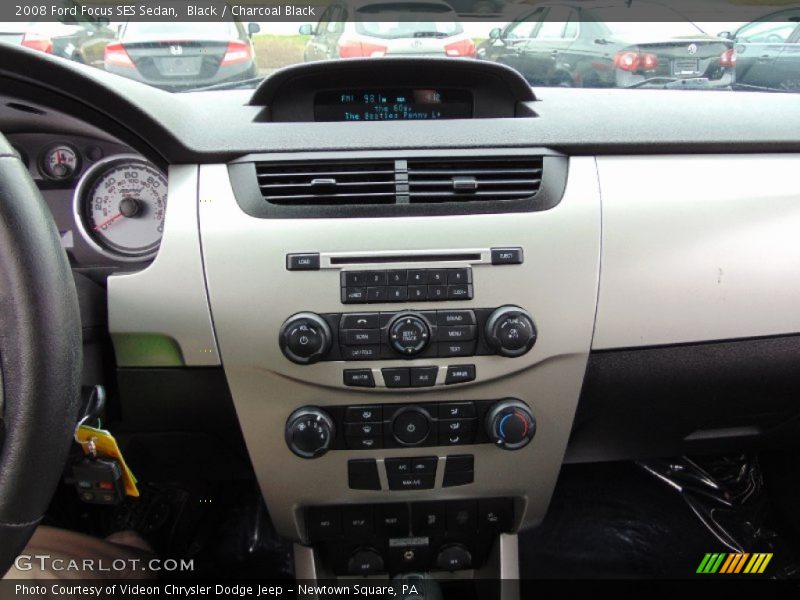 Black / Charcoal Black 2008 Ford Focus SES Sedan