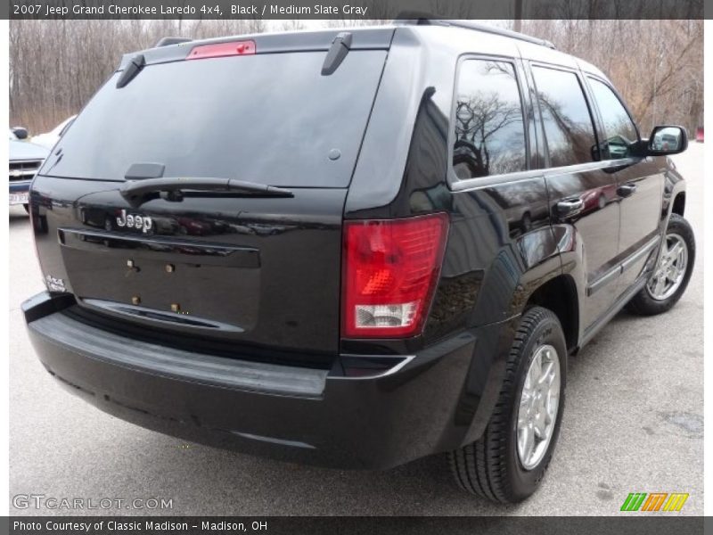 Black / Medium Slate Gray 2007 Jeep Grand Cherokee Laredo 4x4