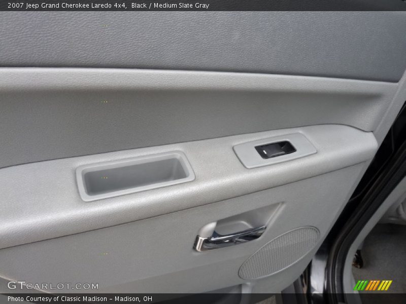 Black / Medium Slate Gray 2007 Jeep Grand Cherokee Laredo 4x4