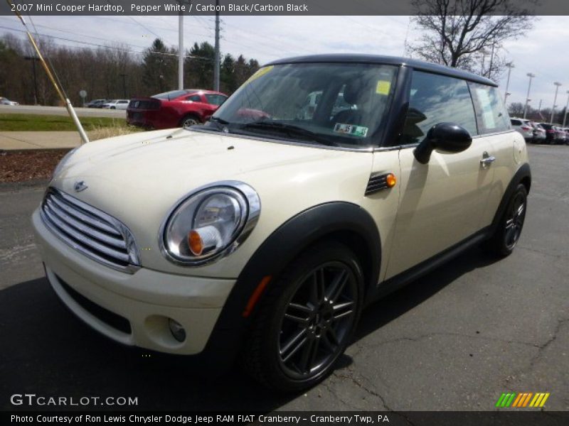 Pepper White / Carbon Black/Carbon Black 2007 Mini Cooper Hardtop