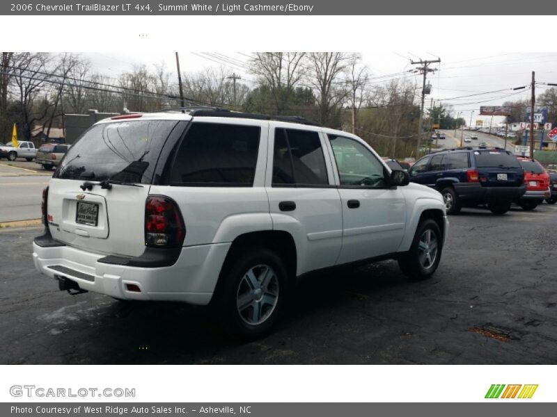 Summit White / Light Cashmere/Ebony 2006 Chevrolet TrailBlazer LT 4x4