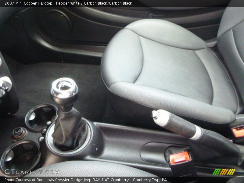 Pepper White / Carbon Black/Carbon Black 2007 Mini Cooper Hardtop