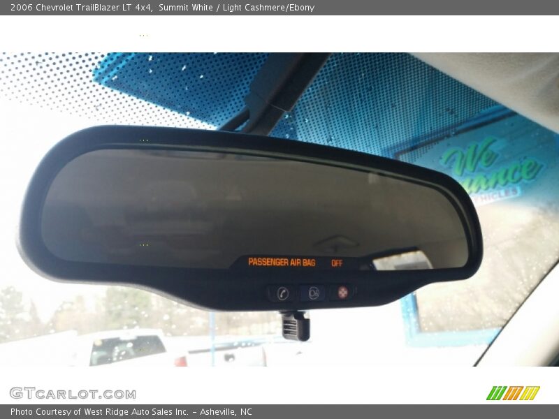 Summit White / Light Cashmere/Ebony 2006 Chevrolet TrailBlazer LT 4x4