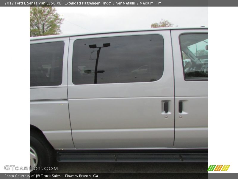 Ingot Silver Metallic / Medium Flint 2012 Ford E Series Van E350 XLT Extended Passenger