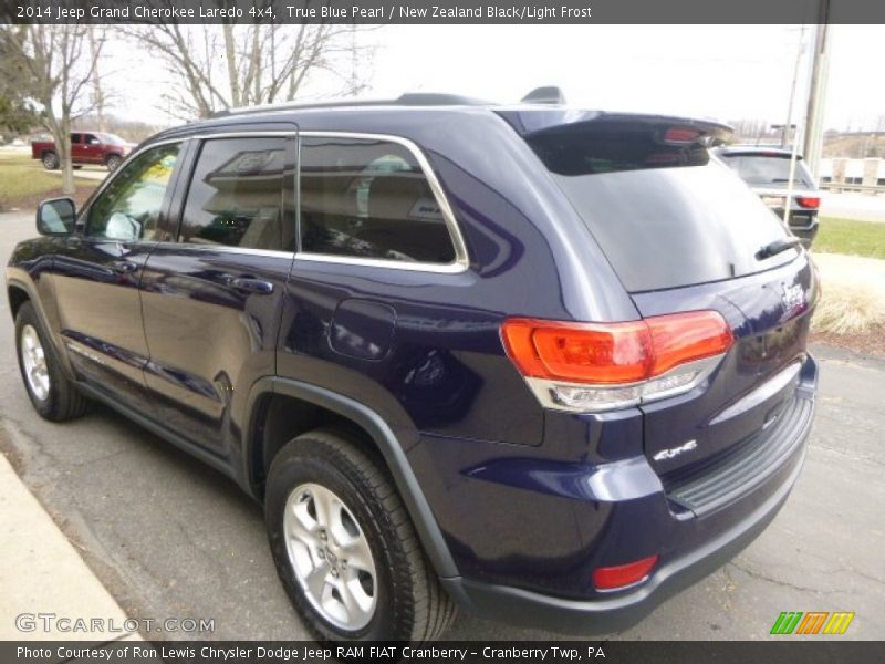 True Blue Pearl / New Zealand Black/Light Frost 2014 Jeep Grand Cherokee Laredo 4x4