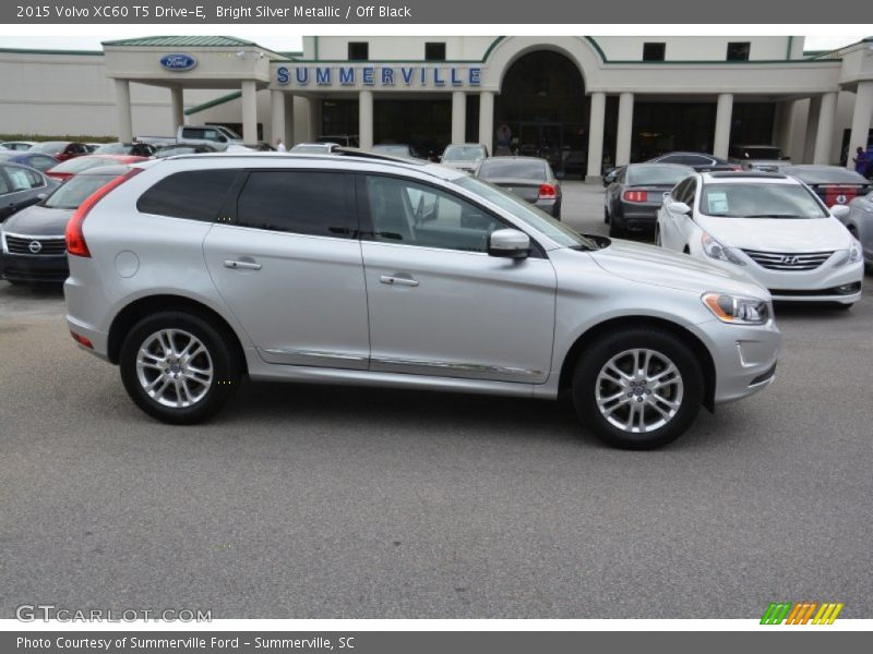 Bright Silver Metallic / Off Black 2015 Volvo XC60 T5 Drive-E