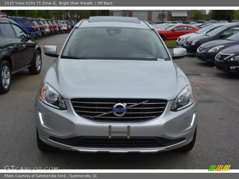 Bright Silver Metallic / Off Black 2015 Volvo XC60 T5 Drive-E