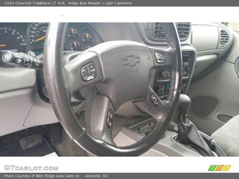 Indigo Blue Metallic / Light Cashmere 2004 Chevrolet TrailBlazer LT 4x4