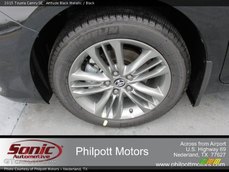 Attitude Black Metallic / Black 2015 Toyota Camry SE
