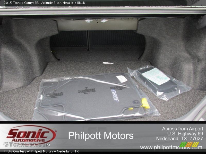 Attitude Black Metallic / Black 2015 Toyota Camry SE